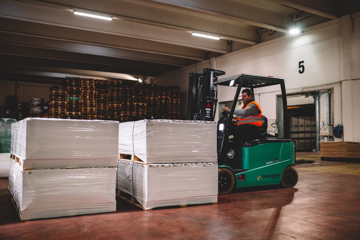 AREA LOGISTICA